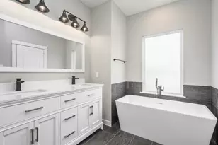 8440 Berry Brush, Houston, TX 77022 - Photo 13