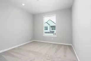8440 Berry Brush, Houston, TX 77022 - Photo 17