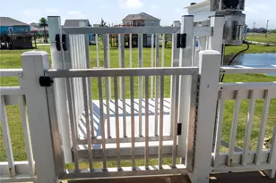 2366 Sandman, Crystal Beach, TX 77650 - Photo 43