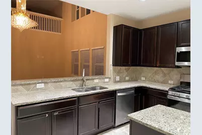 4819 Seaside Sparrow Lane, Baytown, TX 77521 - Photo 5