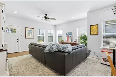 2613 Lorraine Street, Houston, TX 77026 - Photo 5