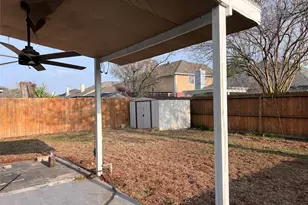 1127 Christmas Point Dr, Bacliff, TX 77518 - Photo 7