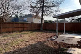 1127 Christmas Point Dr, Bacliff, TX 77518 - Photo 5