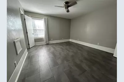 5550 N Braeswood Boulevard #24, Houston, TX 77096 - Photo 7