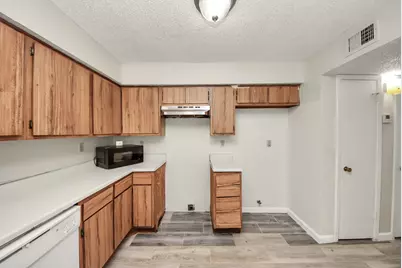 12232 Coppertree Lane #122, Houston, TX 77035 - Photo 17