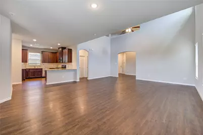 13217 Dalvay Beach Drive, Texas City, TX 77568 - Photo 9