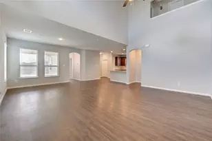 13217 Dalvay Beach Dr, Texas City, TX 77568 - Photo 7