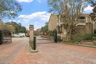 1880 White Oak Dr, Houston, TX 77009 - Photo 25