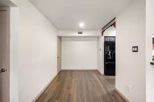 1880 White Oak Dr, Houston, TX 77009 - Photo 9