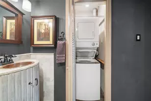 1880 White Oak Dr, Houston, TX 77009 - Photo 21