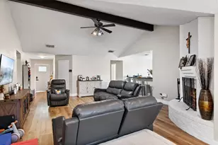 2618 Knoxville Dr, League City, TX 77573 - Photo 5