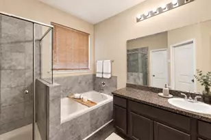 7447 Wheatley Gardens Dr, Houston, TX 77016 - Photo 5