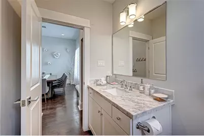 1256 N Post Oak Road B, Houston, TX 77055 - Photo 21