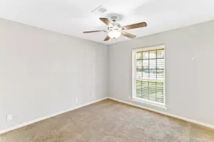 127 Talisman St, Lake Jackson, TX 77566 - Photo 17