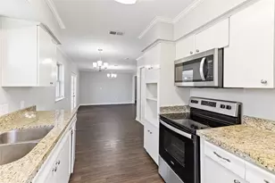 127 Talisman St, Lake Jackson, TX 77566 - Photo 7