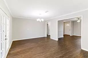 127 Talisman St, Lake Jackson, TX 77566 - Photo 11