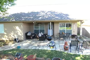 2411 Cheyenne Dr, Brenham, TX 77833 - Photo 33