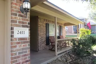 2411 Cheyenne Dr, Brenham, TX 77833 - Photo 3