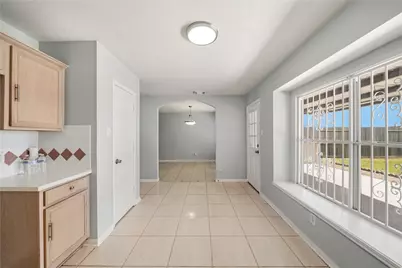 7027 Waveland Drive, Houston, TX 77072 - Photo 11