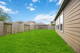 14702 Meadow Acre Trl, Houston, TX 77049 - Photo 19