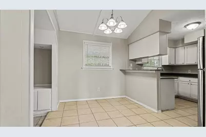 722 N Fall Creek Drive, Houston, TX 77336 - Photo 7