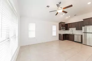 7511 Monarch Forest Ln, Richmond, TX 77469 - Photo 9