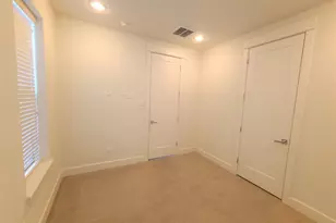 2610 Polk St, Houston, TX 77003 - Photo 9
