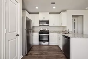 16475 Honeysuckle Hill Dr, Conroe, TX 77303 - Photo 9