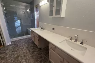 2571 Pinehurst Dr, West Columbia, TX 77486 - Photo 11