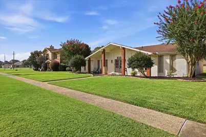 838 Texas Avenue, Port Neches, TX 77651 - Photo 3