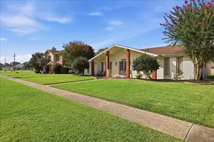 838 Texas Ave, Port Neches, TX 77651 - Photo 3