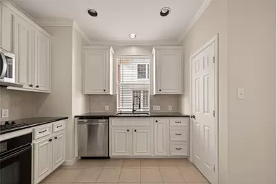 2250 La Branch Street, Houston, TX 77002 - Photo 9