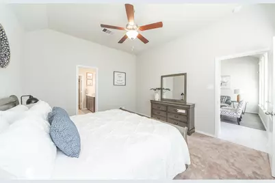 1915 Meadow Trail Drive, Missouri City, TX 77459 - Photo 15