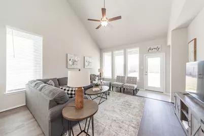 1915 Meadow Trail Drive, Missouri City, TX 77459 - Photo 7