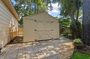 1723 Hidden Villas Dr, Kingwood, TX 77339 - Photo 33
