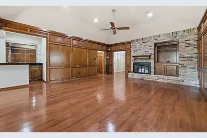 1723 Hidden Villas Drive, Kingwood, TX 77339 - Photo 9