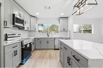 3816 Kaplan Drive, Pasadena, TX 77503 - Photo 9