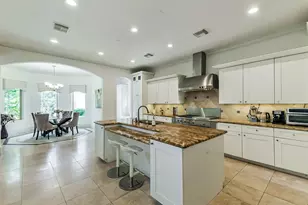 2502 Chimney Rock Rd, Houston, TX 77056 - Photo 17