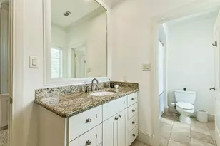 2502 Chimney Rock Rd, Houston, TX 77056 - Photo 43