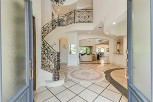 2502 Chimney Rock Rd, Houston, TX 77056 - Photo 3