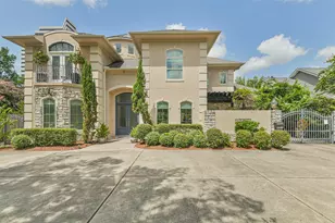 2502 Chimney Rock Rd, Houston, TX 77056 - Photo 1