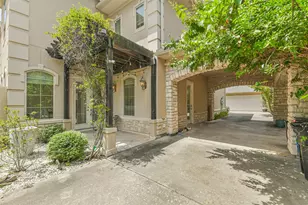 2502 Chimney Rock Rd, Houston, TX 77056 - Photo 9