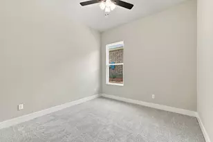 2004 Lola Ln, Bryan, TX 77807 - Photo 15