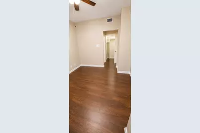 8642 Fredericksburg Road #303, San Antonio, TX 78240 - Photo 9