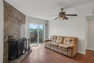 18800 Egret Bay Boulevard #609, Webster, TX 77058 - Photo 5