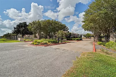 18800 Egret Bay Boulevard #609, Webster, TX 77058 - Photo 1