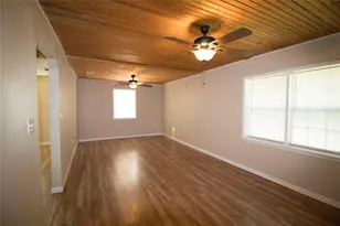 20 White Oak Dr, Huntsville, TX 77320 - Photo 9