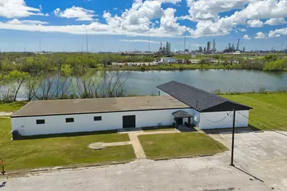 238 Johnson Cook Road, Clute, TX 77531 - Photo 5