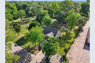 326 S Bell Drive, Texas City, TX 77591 - Photo 19