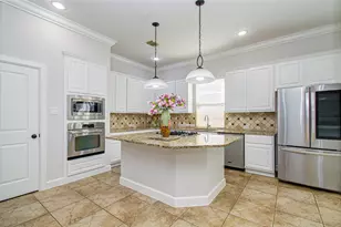 814 Hollington Way, Sugar Land, TX 77479 - Photo 5